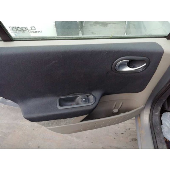 renault megane ii berlina 5p del año 2004