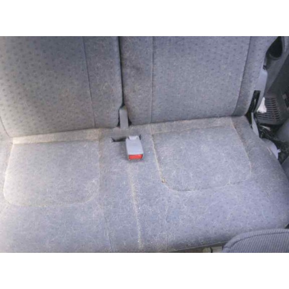 kia carens del año 2004