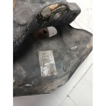 Recambio de mangueta delantera derecha para mercedes-benz clase c (w204) berlina 2.1 cdi cat referencia OEM IAM   