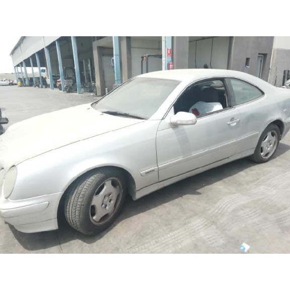 mercedes-benz clase clk (w208) coupe del año 2000