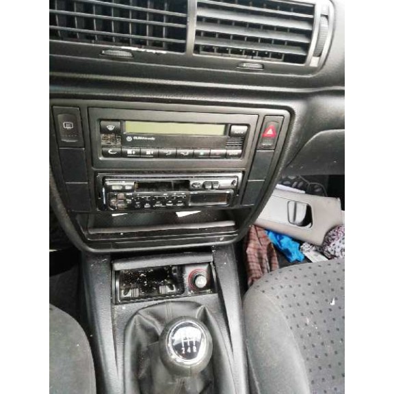 volkswagen passat berlina (3b2) del año 1997