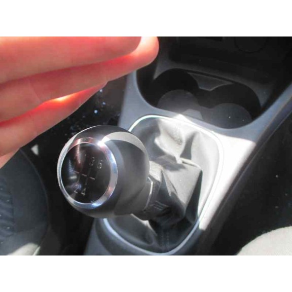 opel corsa e del año 2016