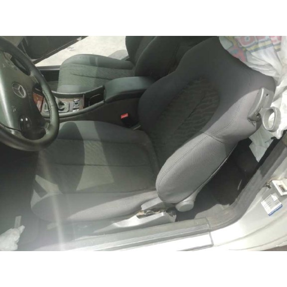 mercedes-benz clase clk (w208) coupe del año 2000