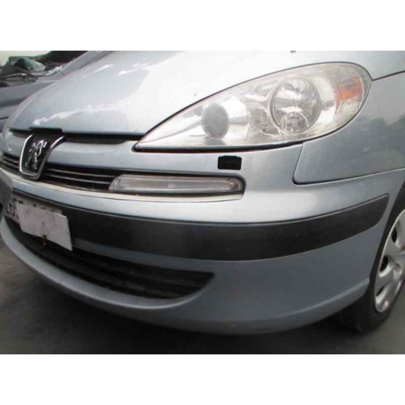 peugeot 807 del año 2004