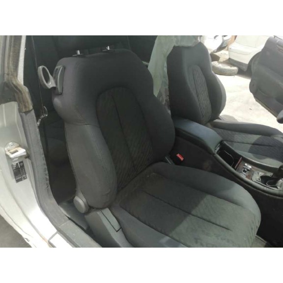 mercedes-benz clase clk (w208) coupe del año 2000