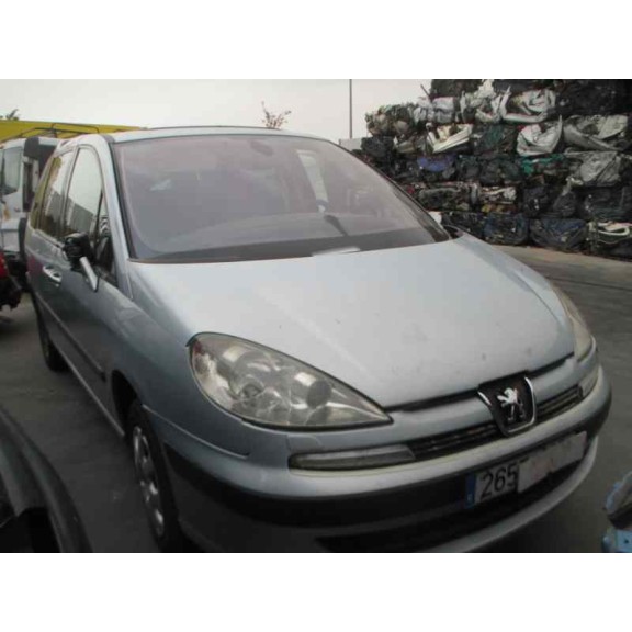 peugeot 807 del año 2004