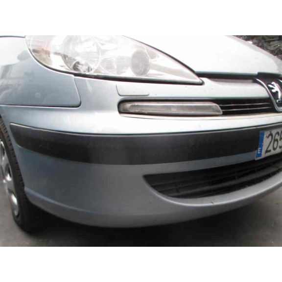 peugeot 807 del año 2004