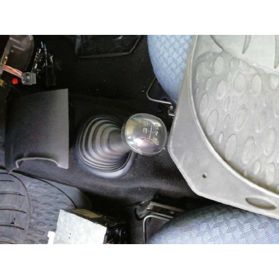 ford ka (ccq) del año 2004