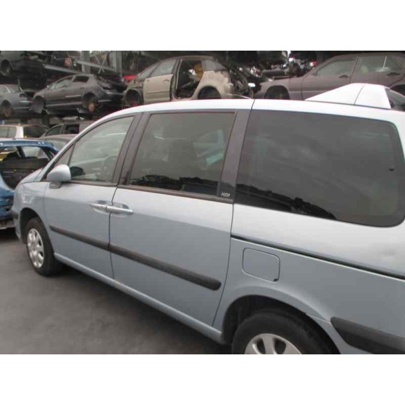 peugeot 807 del año 2004