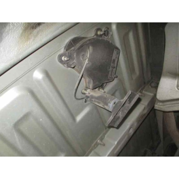 peugeot 807 del año 2004