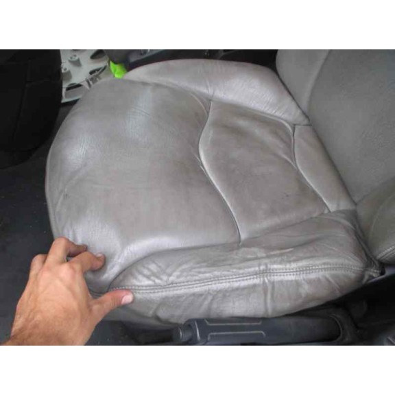 peugeot 807 del año 2004