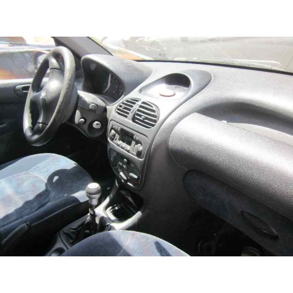peugeot 206 berlina del año 1999