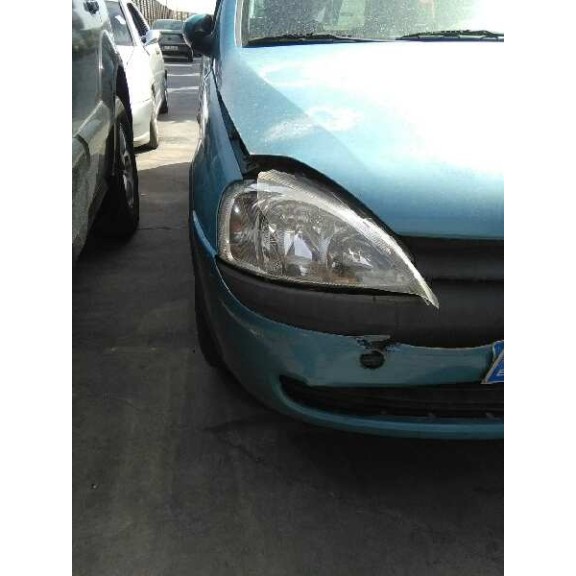 opel corsa c del año 2001