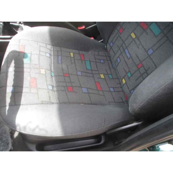 volkswagen polo berlina (6n1) del año 1998