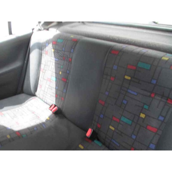 volkswagen polo berlina (6n1) del año 1998