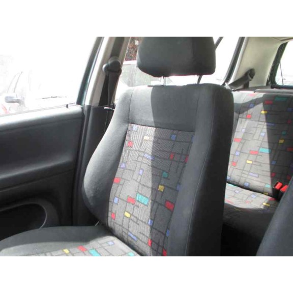 volkswagen polo berlina (6n1) del año 1998