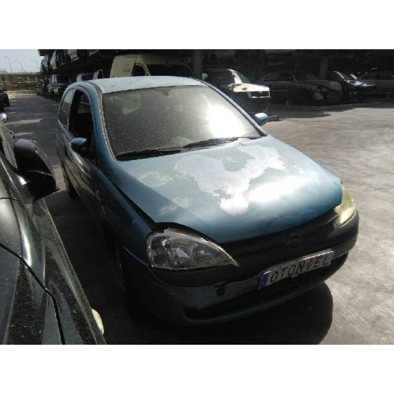 opel corsa c del año 2001