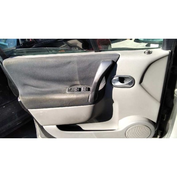 renault scenic ii del año 2004