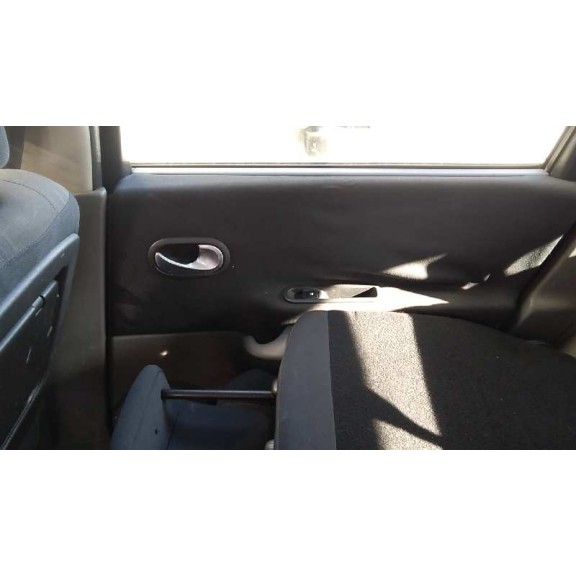 renault scenic ii del año 2004