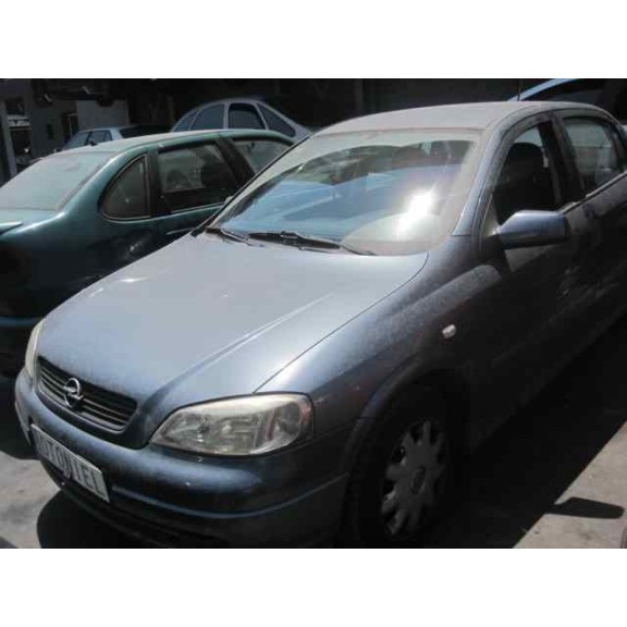 opel astra g berlina del año 1999