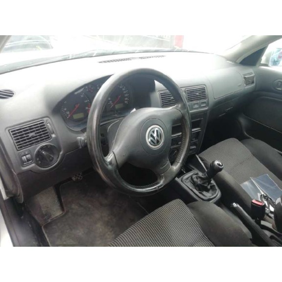 volkswagen golf iv berlina (1j1) del año 1999