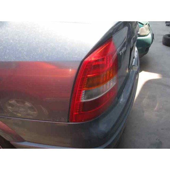 opel astra g berlina del año 1999