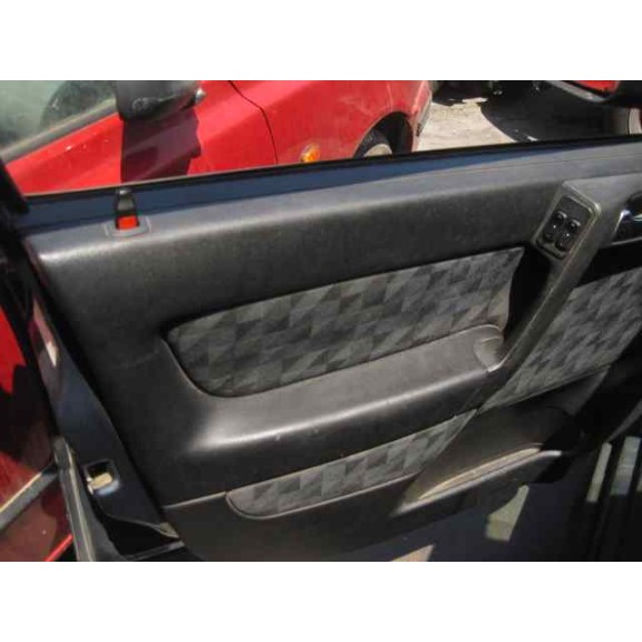 opel astra g berlina del año 1999