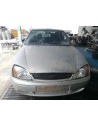 ford fiesta berlina del año 2001
