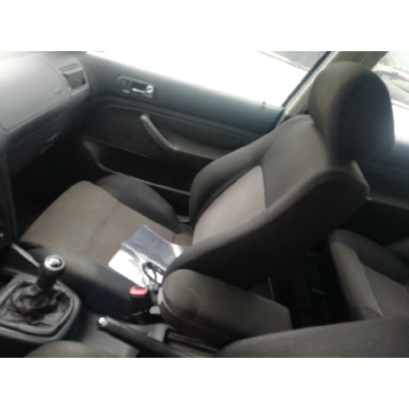 volkswagen golf iv berlina (1j1) del año 1999