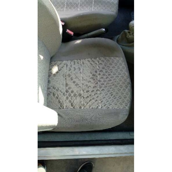 renault clio ii fase ii (b/cb0) del año 2002