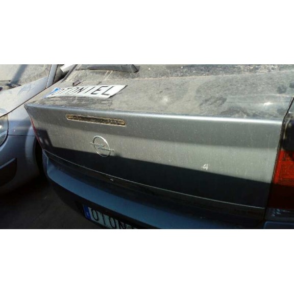 opel vectra c berlina del año 2005