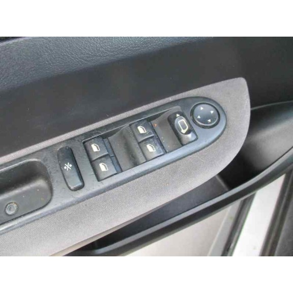 peugeot 307 (s1) del año 2001