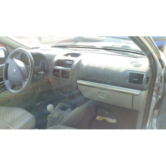 renault clio ii fase ii (b/cb0) del año 2002