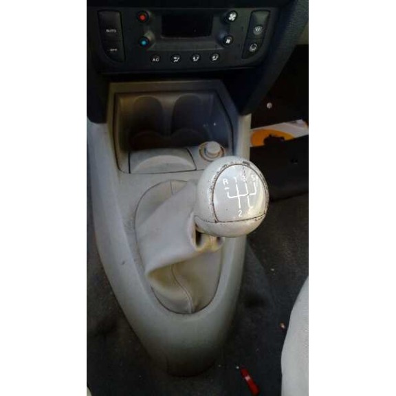 renault clio ii fase ii (b/cb0) del año 2002