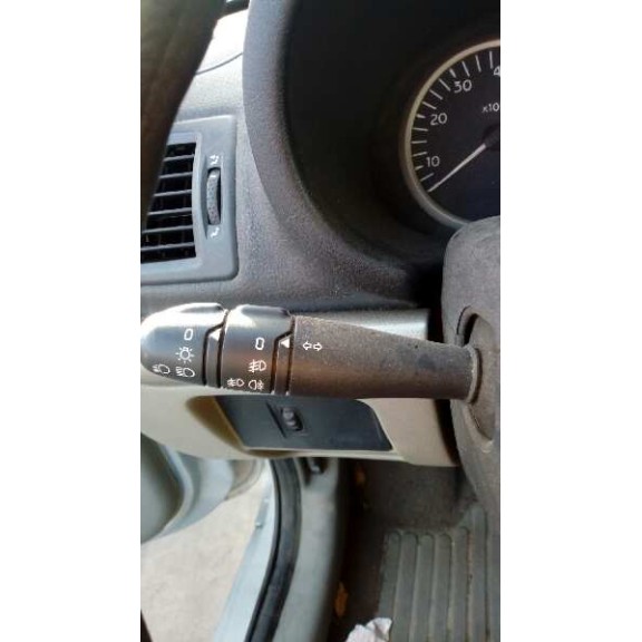 renault clio ii fase ii (b/cb0) del año 2002