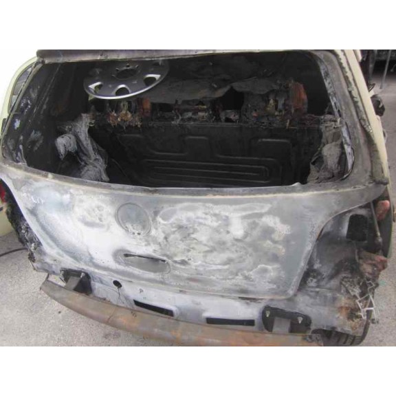 volkswagen polo (9n1) del año 2001