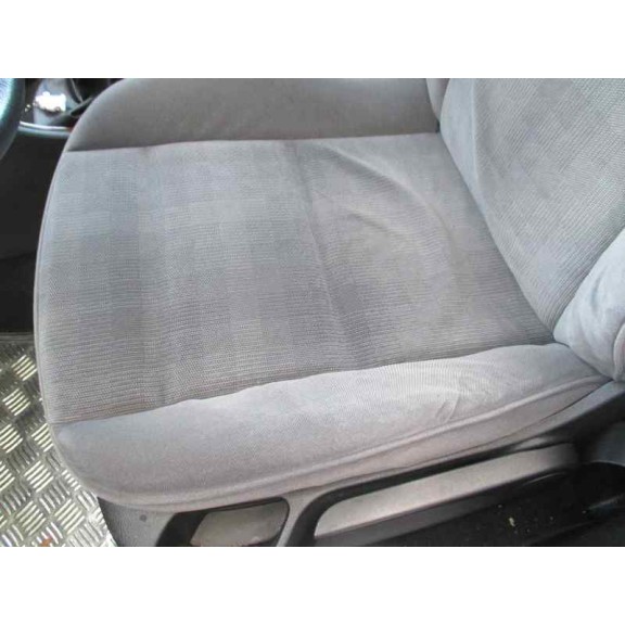 peugeot 307 (s1) del año 2001