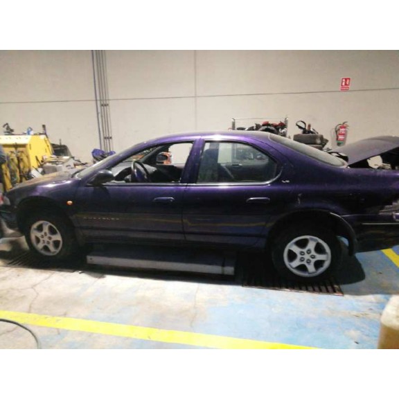 chrysler stratus berlina (ja) del año 2000