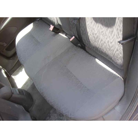 ford mondeo berlina (gd) del año 2000