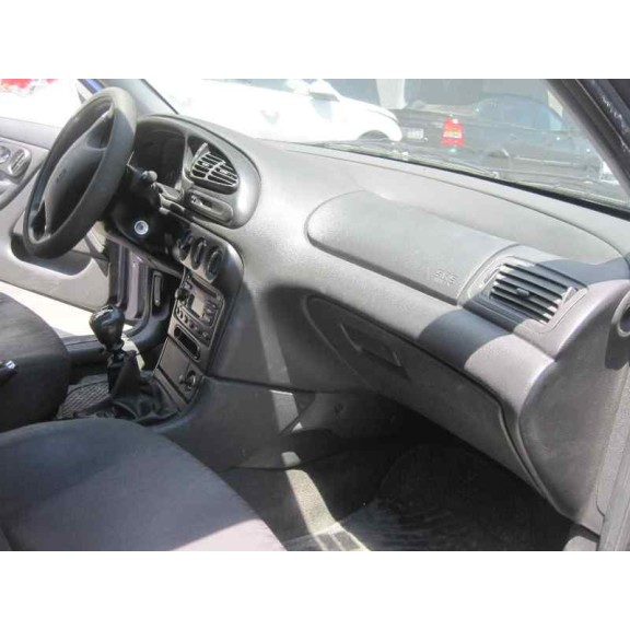 ford mondeo berlina (gd) del año 2000