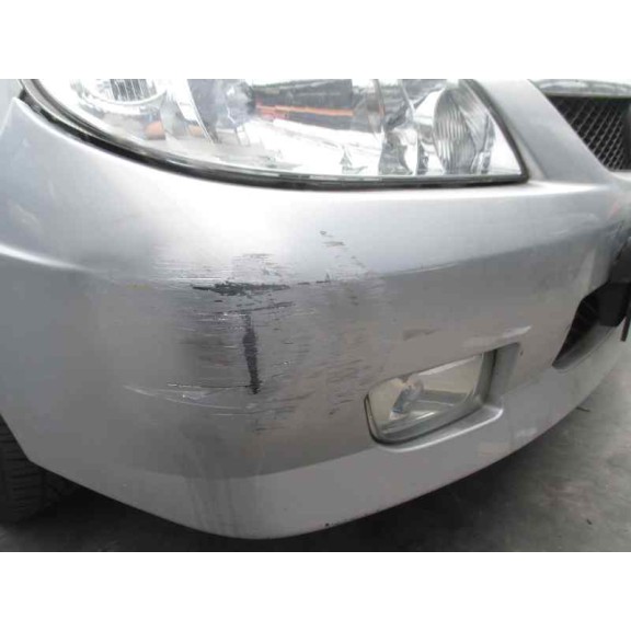 mazda 323 berl. f/s (bj) del año 2001