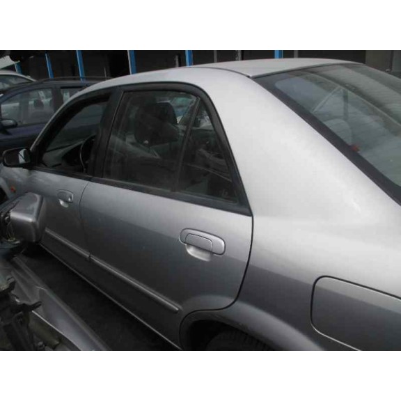 mazda 323 berl. f/s (bj) del año 2001