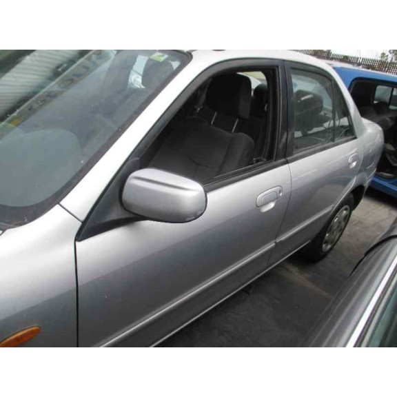 mazda 323 berl. f/s (bj) del año 2001