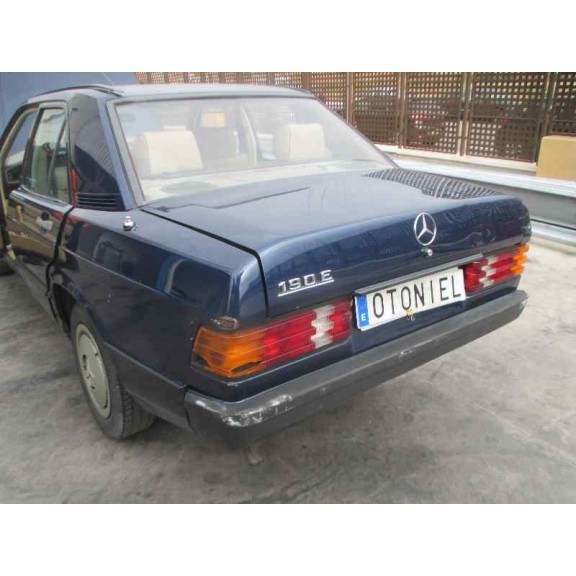mercedes-benz clase c (w201) berlina del año 1988