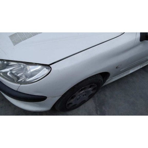 peugeot 206 berlina del año 2004