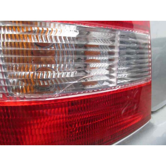 mazda 323 berl. f/s (bj) del año 2001