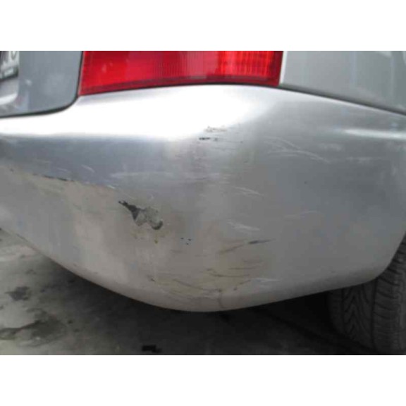 mazda 323 berl. f/s (bj) del año 2001