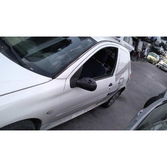 peugeot 206 berlina del año 2004