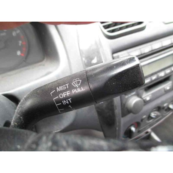 mazda 323 berl. f/s (bj) del año 2001