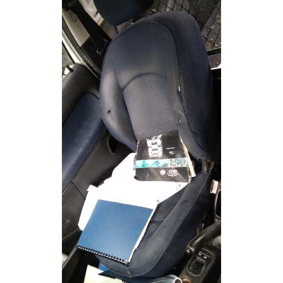 peugeot 206 berlina del año 2004